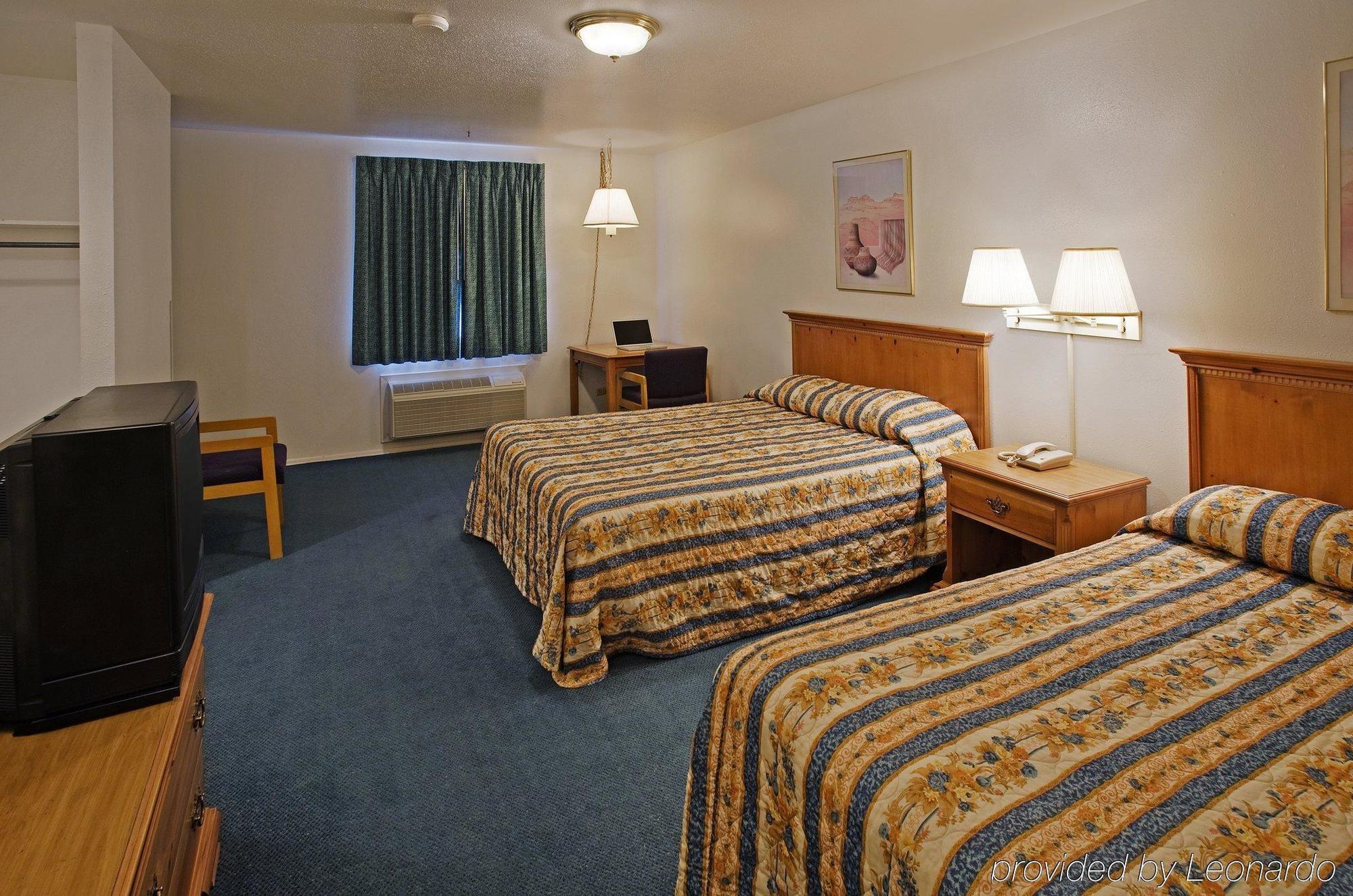Regency Inn Hondo Kültér fotó